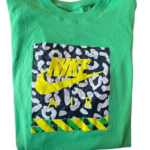 Nike‎ Air Brandriffs Cheetah T-ShirtGreen  Size Medium - Picture 1 of 7